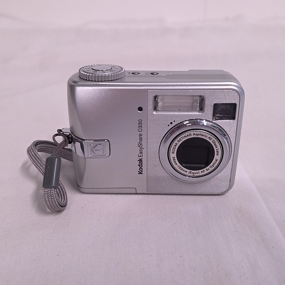 Kodak EasyShare C330 Digital Camera Silver 4.0MP 3x Zoom Digicam Working y2K